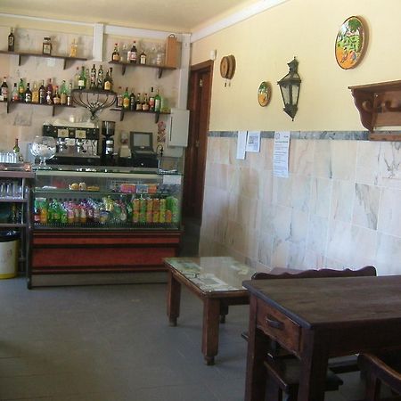 "O Viajante" Low Cost Hotel Estremoz Bagian luar foto