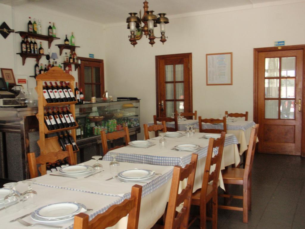 "O Viajante" Low Cost Hotel Estremoz Bagian luar foto